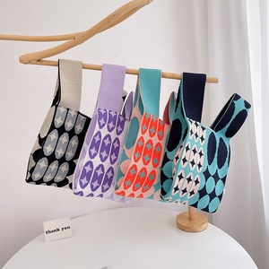 2023ニットチェッカーボードショルダーバッグ新しいレトロチェック柄レディースカジュアルトートハンドバッグ - Product Image 2