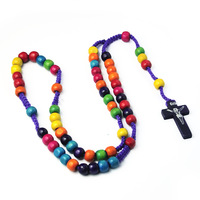 Collier de prière catholique chrétien en bois, chapelet coloré en bois pour hommes, femmes et pasteurs