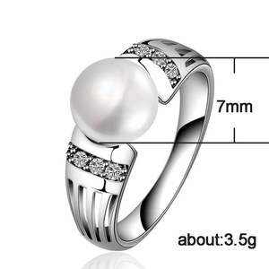 Anello da donna intarsiato con strass e perle, regalo di gioielli alla moda regolabile per feste e banchetti - Product Image 3