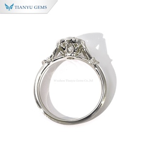 Anillo de Compromiso Tianyu Gems para Mujer, Corte Europeo Antiguo, Moissanita Redonda, Oro Blanco de 10K, Engaste de Bisel - Product Image 3