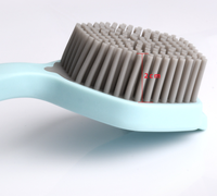 Brosse à vaisselle multifonctionnelle 2-en-1 en silicone pour nettoyage en profondeur, avec manche long antidérapant et pointe grattoir anti-rayures pour la cuisine