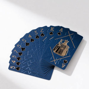 โรงงานขายส่งไพ่คุณภาพสูง ออกแบบเอง พิมพ์โลโก้ ปั๊มร้อน ไพ่โป๊กเกอร์เพื่อความบันเทิง - Product Image 4