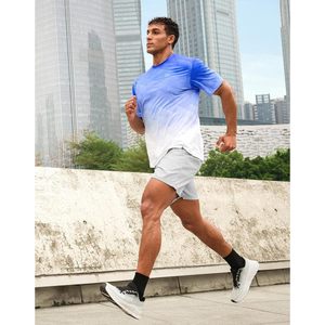 Camiseta Deportiva de Manga Corta para Hombre, con Patrón Geométrico Degradado Azul, de Secado Rápido, Corte Regular, Cuello Redondo, Tejido de Poliéster - Product Image 3