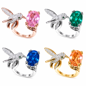 Anello a Forma di Uccello per Donne, Design Aperto Regolabile, Accessorio per Dito da Indossare Quotidianamente - Product Image 1