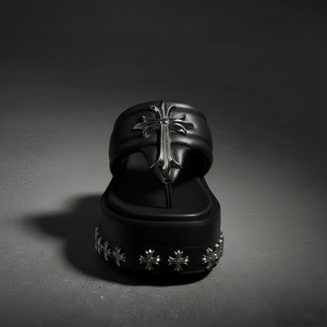 Sandali Gotici da Donna in PU con Logo Personalizzato, Plateau Alto e Borchie Metalliche Incrociate per Moda Y2K Dark - Product Image 4