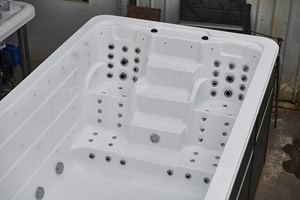 <span class=keywords><strong>Piscine</strong></span> extérieure sans fin <span class=keywords><strong>avec</strong></span> équipement <span class=keywords><strong>de</strong></span> natation pour bain à remous 5M bain à remous autoportant pour hôtel - Product Image 4