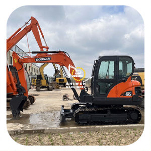 Mini-excavatrice sur chenilles Doosan DX60 d'occasion de 6 tonnes, modèle 2022, avec moteur, boîte de vitesses et pompe, peinture d'origine coréenne - Product Image 1