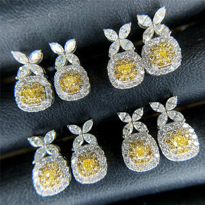 Boucles d'oreilles de luxe en or blanc avec diamants jaunes taille coussin certifiés GIA pour mariage, bijoux pour femme - Product Image 5