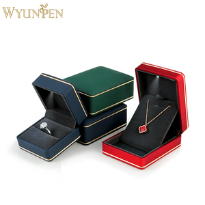 WYP Luxury LuxuryVintage necklace Box Engagement Led light Jewelry Packaging Box Direct Factory