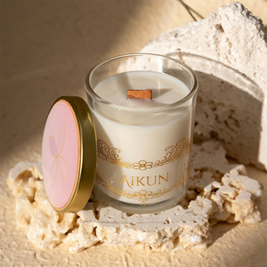 AIKUN Customized Cards Sample Available Natural Essential Oil Soy Wax <b>Candle</b> Handmade Luxury Fragrance Glass <b>Candle</b> with Lid - Product Image 2