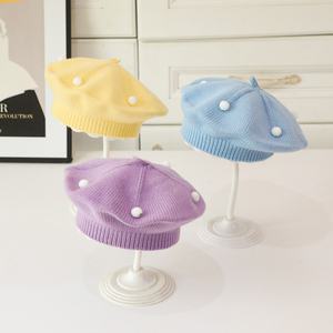 Béret pour bébé style automne-hiver, chapeau de peintre tricoté polyvalent et tendance pour filles, bonnet tricoté pour enfants - Product Image 3