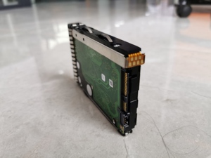 877764-B21 Unidades SSD SATA de 3.84 TB y 2.5 Pulgadas, Nuevo Stock, Disco Duro Interno de Estado Sólido para Servidor <span class=keywords><strong>Proliant</strong></span> <span class=keywords><strong>ML30</strong></span> Gen9 Generation9 - Product Image 3