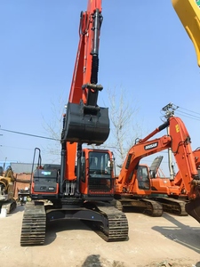 Excavadora Doosan de segunda mano, diseño de retroexcavadora de 22,5 toneladas, 400 horas, cabina árabe, fabricación original coreana - Product Image 3
