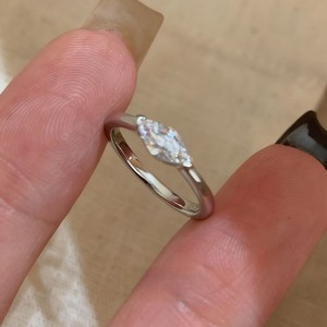 Anillo de Dedo Único N&S de Oro 18K con Zirconia Marquise, Estilo Retro Vintage, Lujo Ligero, de Cobre, Impermeable, Inalterable, para Mujer y Unisex - Product Image 4