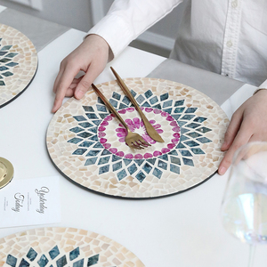 Set <span class=keywords><strong>de</strong></span> <span class=keywords><strong>table</strong></span> rond <span class=keywords><strong>de</strong></span> luxe doré en forme <span class=keywords><strong>de</strong></span> coquillage <span class=keywords><strong>de</strong></span> cristal pour mariage, décoration <span class=keywords><strong>de</strong></span> <span class=keywords><strong>table</strong></span> à manger - Product Image 3