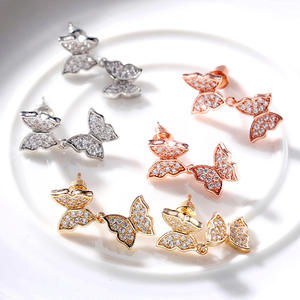 Pendientes de mariposa en oro rosa con cristales de imitación y microincrustaciones, joyería de moda para mujer, diseño romántico - Product Image 4