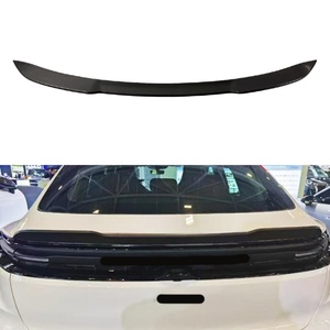Modification et amélioration de voiture 2025 : Déflecteurs en fibre de carbone pour Macan, version purement électrique 95C améliorée - Product Image 1