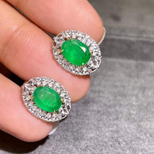 Boucles d'oreilles en or massif 18 carats avec émeraude naturelle ovale de 2,4 carats, saphir blanc et diamants incrustés – Bijoux en pierres précieuses fines - Product Image 2