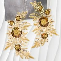 Mode maille Sequin fleur tissu Patch PU dentelle brodé Patch pour robe de mariée scène Performance vêtements vêtement