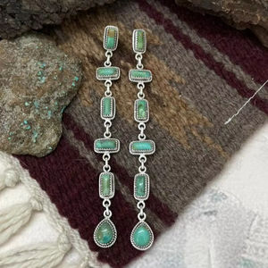 Pendientes Colgantes de Plata de Ley Hechos a Mano con Turquesa Kingman para Mujer, Regalo - Product Image 1