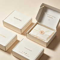 Boîte d'expédition pour vêtements en carton ondulé, personnalisée, attrayante, à prix compétitif, cadeau, artisanat, portable, biodégradable, écologique, compostable