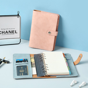 Portefeuille classeur A6 en cuir PU de qualité supérieure, carnet de notes à 6 anneaux avec emplacements pour cartes, pour la gestion personnelle des finances, les agendas quotidiens et les journaux - Product Image 5