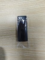 Briquet électronique moderne carré en métal pour l'extérieur avec chargement USB et design coupe-vent pour accessoires