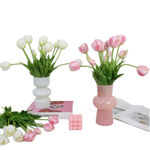 Wholesale Realistic <strong>Tulip</strong> Bouquet Bundle High Quality Soft PVC Simulation White Artificial <strong>Table</strong> Flowers - Product Image 1