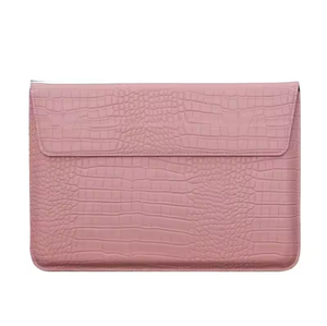 Funda de Piel Sintética con Estampado de Cocodrilo Personalizada para Portátil de 13 y 15 Pulgadas, Funda Protectora de Piel para Portátil - Product Image 3