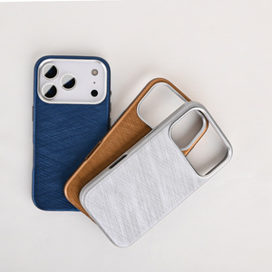 Bền Thiết Bị Cầm Tay Bảo Vệ Chải Kim Loại Đám Mây Thổ Cẩm Từ Da Màu Sắc Phù Hợp Kim Loại Ống Kính Điện Thoại Trường Hợp Đối Với <span class=keywords><strong>iPhone</strong></span> 17 Pro - Product Image 1