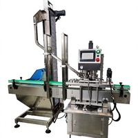 Machine de capsulage automatique à 4 roues avec servomoteur pour bouteilles en plastique et en verre