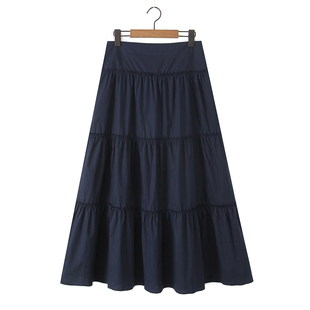 กระโปรงสั้นสีน้ำเงินกรมท่า