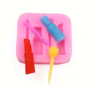 Moule à chocolat en forme de cosmétiques. Moule en silicone pour dentelle sucrée, moule à gâteau 3D en silicone en forme de queue de sirène, OEM/ODM - Product Image 1
