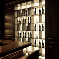 Vitrine d'exposition multi-grilles en acier inoxydable sur mesure avec éclairage LED, présentoir métallique pour hôtel, magasin, rangement, étagère de présentation personnalisée
