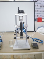 Nouvelle machine de remplissage semi-automatique YETO 2023 pour huiles essentielles et parfums, haute efficacité, format compact pour table