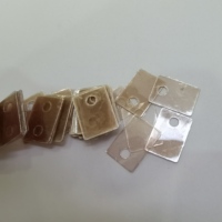 Taille 13*18*0.12 MM avec trou 3 mm transparent mince feuille de mica à 220