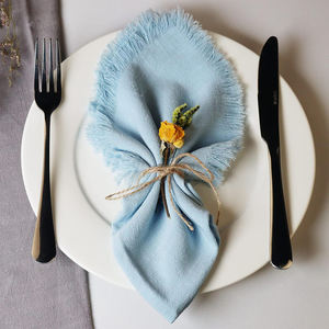 Servilletas de Lino 100% Bordadas a Mano, Estilo Vintage Azul y Blanco, Desechables, Ropa de Mesa Retro para el Hogar, Tamaños Personalizables, para Bodas - Product Image 2