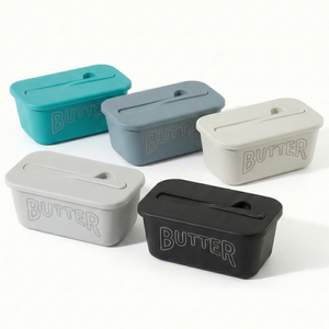 Plato para mantequilla de plástico PP de estilo moderno con tapa y cuchillo para almacenamiento en la cocina, plato para queso, uso en refrigerador. - Product Image 1