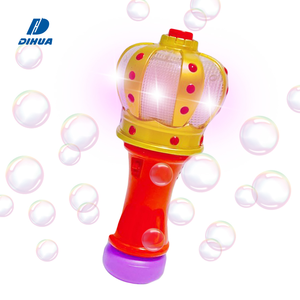 Charmant Couronne Dessin Animé Mini Baguette À Bulles Effet Lumineux 95ml Solution À Bulles Inclus Party Favor Outdoor <span class=keywords><strong>Kids</strong></span> <span class=keywords><strong>Fun</strong></span> Made Plastic - Product Image 1