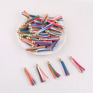 Colgante de Borla de Terciopelo Colorido de 5cm, Material para Manualidades, Adorno para Bolsos, Teléfonos, Llaveros, Accesorios de Joyería Hechos a Mano - Product Image 1