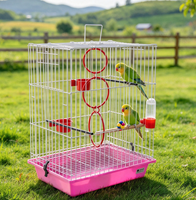 Cage d'activités multi-niveaux pour oiseaux, plateau coulissant rose, balançoire circulaire rouge, plusieurs perchoirs, mangeoire et abreuvoir pour petits oiseaux