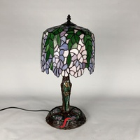 Lampe de table/bureau LED 10 pouces style européen vintage, abat-jour en vitrail coloré soudé, motif rose