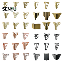 SENYU Vente en gros de pieds de meubles en métal doré modernes, support de table triangulaire, support d'angle décoratif en fer