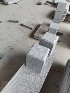 Postes <span class=keywords><strong>de</strong></span> <span class=keywords><strong>jarrones</strong></span> conmemorativos <span class=keywords><strong>de</strong></span> <span class=keywords><strong>granito</strong></span> <span class=keywords><strong>de</strong></span> varias formas con grabado láser y tallado <span class=keywords><strong>para</strong></span> <span class=keywords><strong>Precio</strong></span> <span class=keywords><strong>de</strong></span> jarrón <span class=keywords><strong>de</strong></span> tumba <span class=keywords><strong>de</strong></span> <span class=keywords><strong>granito</strong></span> <span class=keywords><strong>de</strong></span> <span class=keywords><strong>cementerio</strong></span> - Product Image 6