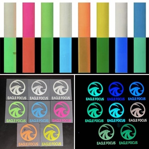 Fruit luminescent vert A4 ruban adhésif vinyle fête <span class=keywords><strong>transfert</strong></span> matériel feuilles 60cm Film lumineux <span class=keywords><strong>transfert</strong></span> de chaleur Pu <span class=keywords><strong>tissu</strong></span> T-shirt - Product Image 4