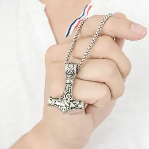 Grosir perhiasan Fashion personalisasi kalung liontin palu Thor Amulet Viking Mjolnir Norse baja tahan karat Retro untuk pria