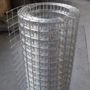 Rotolo di Rete Metallica Saldata in Acciaio Rivestita in PVC Anticorrosione, Tessitura Piana, 48 Pollici x 100 Piedi, per Recinzioni - Product Image 1