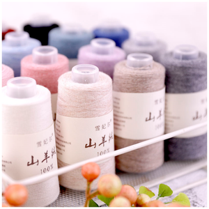Hot Bán Trọng Lượng Nhẹ Tay Crank Máy Dệt Kim Cho Nhiều Màu Cashmere Sợi Nhuộm Mô Hình Dệt 100% Len Dệt Kim Hàng May Mặc - Product Image 1