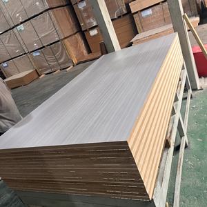 Contreplaqués stratifiés modernes et écologiques en mélamine verte HMR MDF 1 an pour traduire ce panneau de fragments pour armoire de garde-robe - Product Image 2