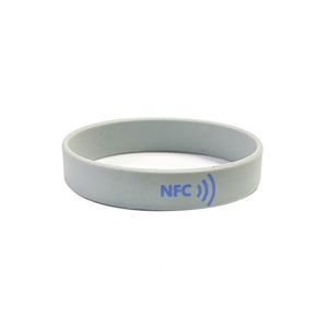 Bracelet RFID personnalisé en silicone par sublimation pour badge d'exposition et passe VIP – Vente en gros - Product Image 1